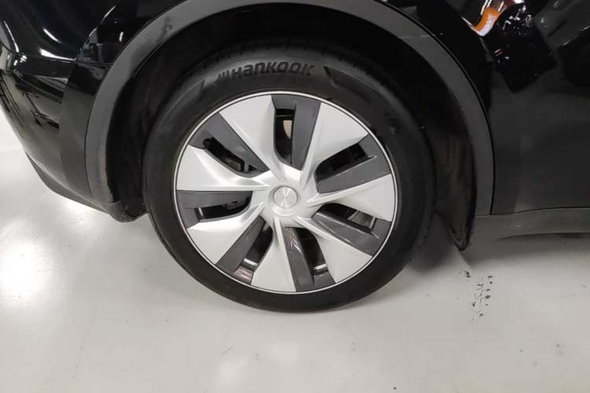 Used Tesla Model Y 2022 Revised Version Rear-Wheel Drive Right Rear Wheel Hub