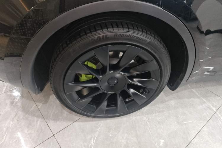 Used Tesla Model Y 2022 Rear-Wheel-Drive Version Right Rear Wheel Hub