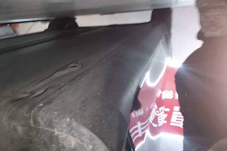 Used Tesla Model Y 2022 Rear-Wheel-Drive Version Right Side Sill