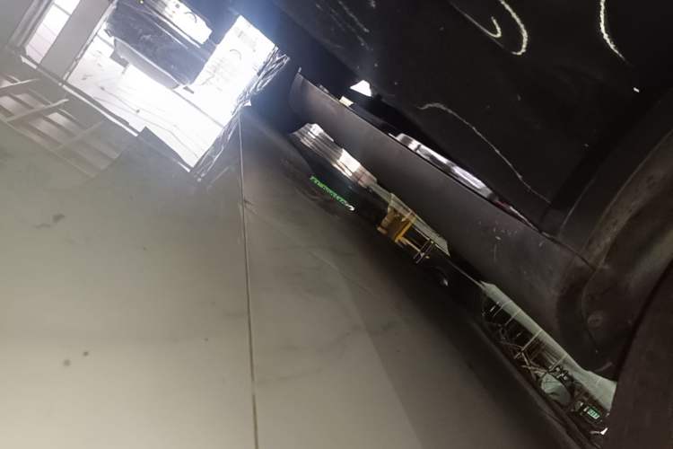 Used Tesla Model Y 2022 Rear-Wheel-Drive Version Right Side Sill