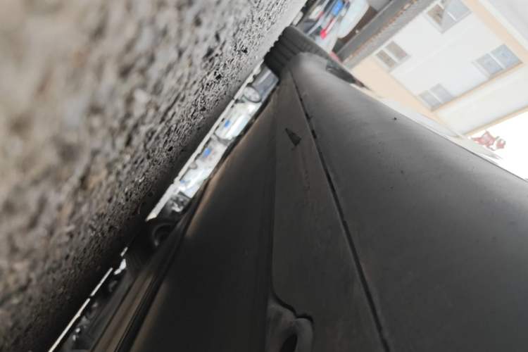 Used Tesla Model Y 2022 Revised Version Rear-Wheel Drive Right Side Sill