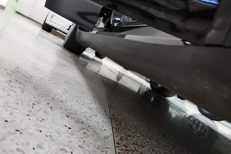 Used Tesla Model Y 2022 Revised Version Rear-Wheel Drive Right Side Sill