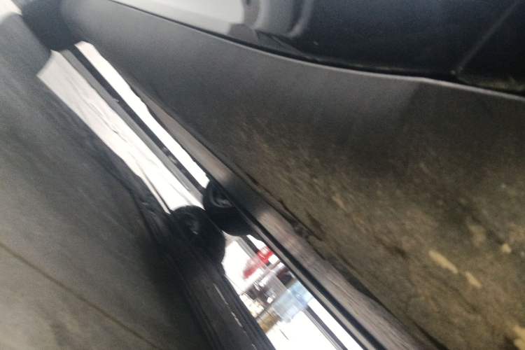Used Tesla Model Y 2022 Revised Version Rear-Wheel Drive Right Side Sill