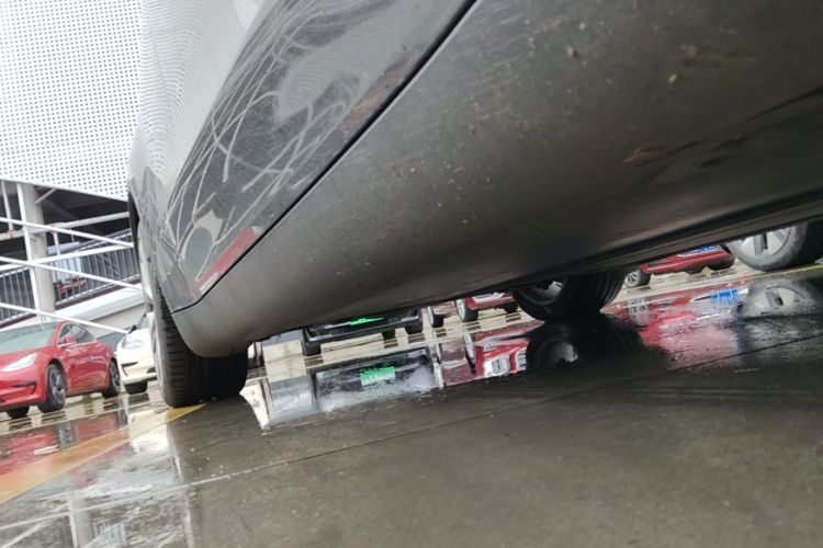 Used Tesla Model Y 2022 Revised Version Rear-Wheel Drive Right Side Sill