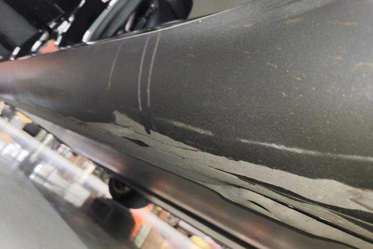Used Tesla Model Y 2022 Revised Version Rear-Wheel Drive Right Side Sill