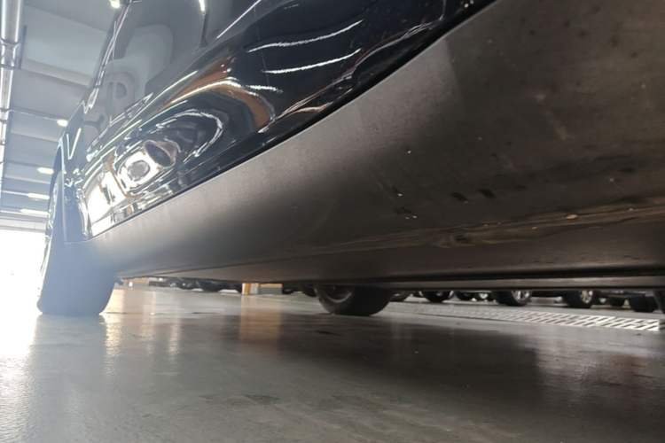 Used Tesla Model Y 2022 Revised Version Rear-Wheel Drive Right Side Sill