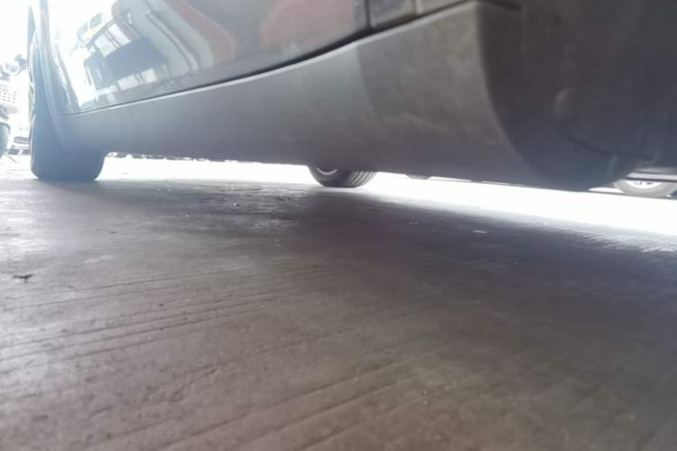 Used Tesla Model Y 2022 Revised Version Rear-Wheel Drive Right Side Sill