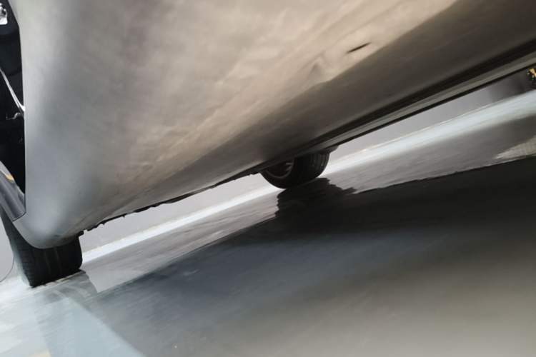 Used Tesla Model Y 2022 Revised Version Rear-Wheel Drive Right Side Sill