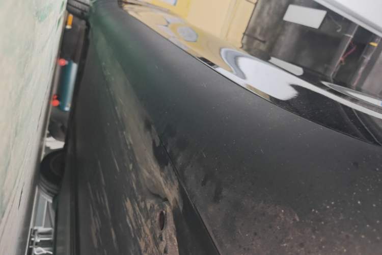 Used Tesla Model Y 2022 Revised Version Rear-Wheel Drive Right Side Sill
