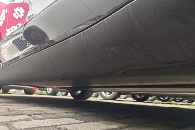 Used Tesla Model Y 2022 Revised Version Long-Range All-Wheel Drive Right Side Sill