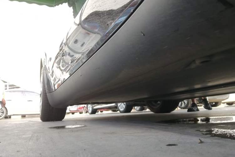 Used Tesla Model Y 2022 Revised Version Rear-Wheel Drive Right Side Sill