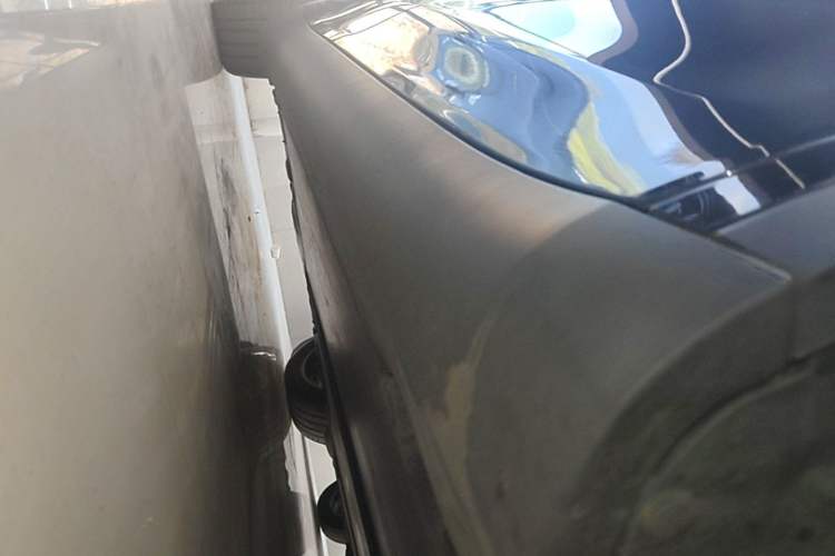 Used Tesla Model Y 2022 Rear-Wheel-Drive Version Right Side Sill