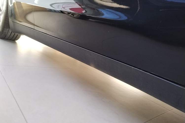 Used Tesla Model Y 2022 Revised Version Rear-Wheel Drive Right Side Sill