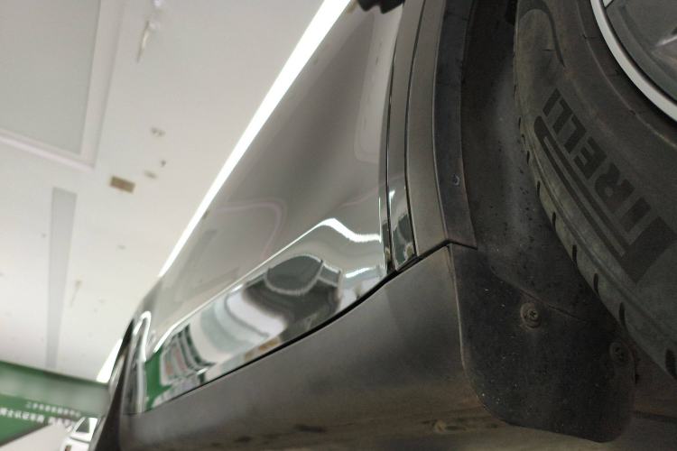 Used Tesla Model Y 2022 Revised Version Rear-Wheel Drive Right Side Sill