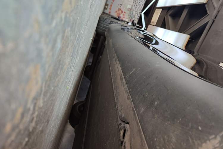 Used Tesla Model Y 2022 Revised Version Rear-Wheel Drive Right Side Sill