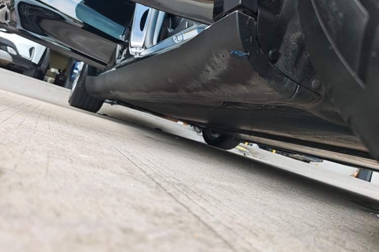 Used Tesla Model Y 2022 Revised Version Rear-Wheel Drive Right Side Sill