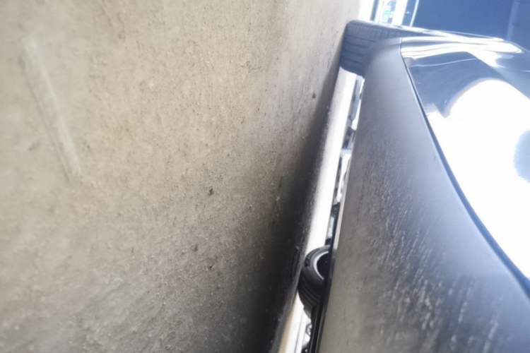Used Tesla Model Y 2022 Revised Version Rear-Wheel Drive Right Side Sill