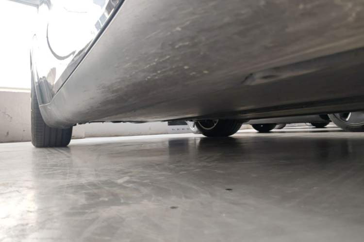 Used Tesla Model Y 2022 Revised Version Rear-Wheel Drive Right Side Sill