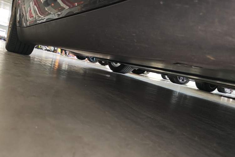 Used Tesla Model Y 2022 Revised Version Rear-Wheel Drive Right Side Sill