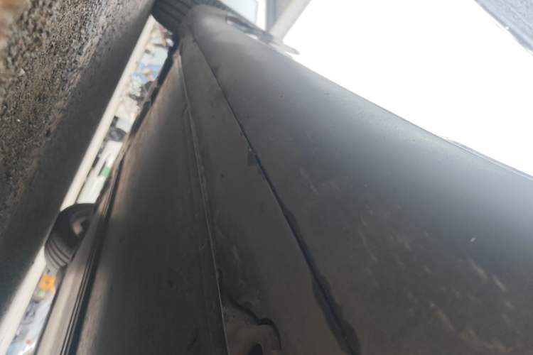 Used Tesla Model Y 2022 Revised Version Rear-Wheel Drive Right Side Sill