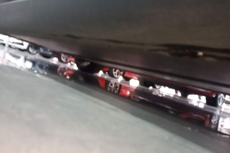 Used Tesla Model Y 2022 Revised Version Rear-Wheel Drive Right Side Sill