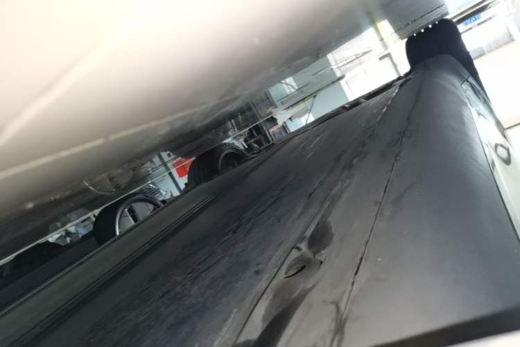 Used Tesla Model Y 2022 Revised Version Rear-Wheel Drive Right Side Sill