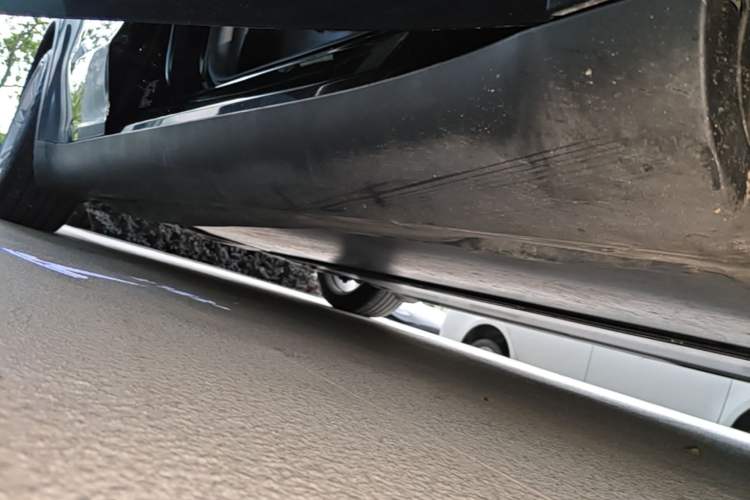 Used Tesla Model Y 2022 Revised Version Rear-Wheel Drive Right Side Sill
