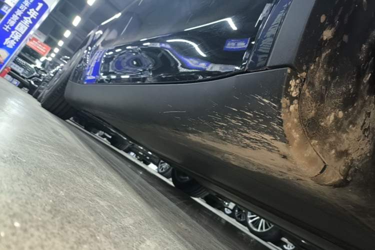 Used Tesla Model Y 2022 Revised Version Rear-Wheel Drive Right Side Sill