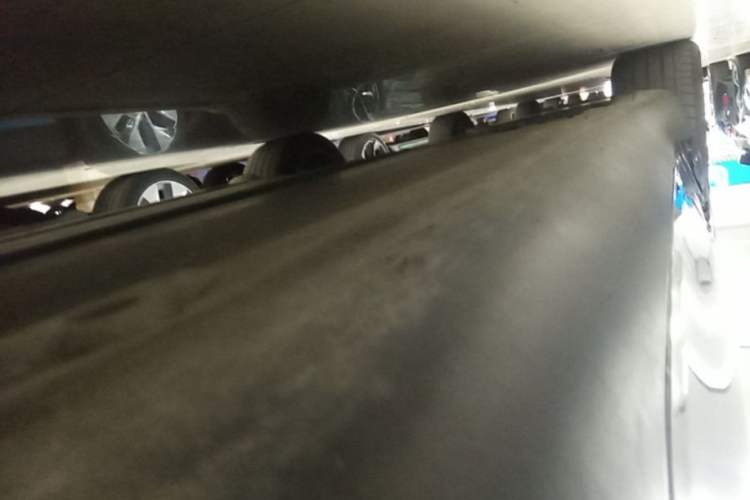 Used Tesla Model Y 2022 Revised Version Rear-Wheel Drive Right Side Sill