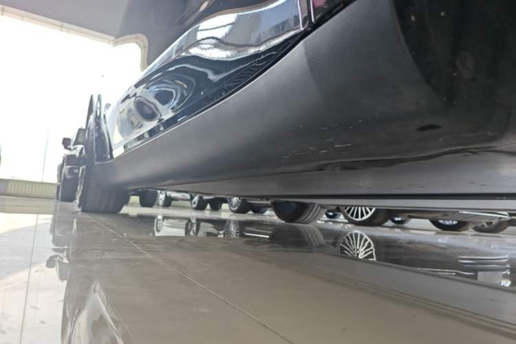 Used Tesla Model Y 2022 Revised Version Rear-Wheel Drive Right Side Sill