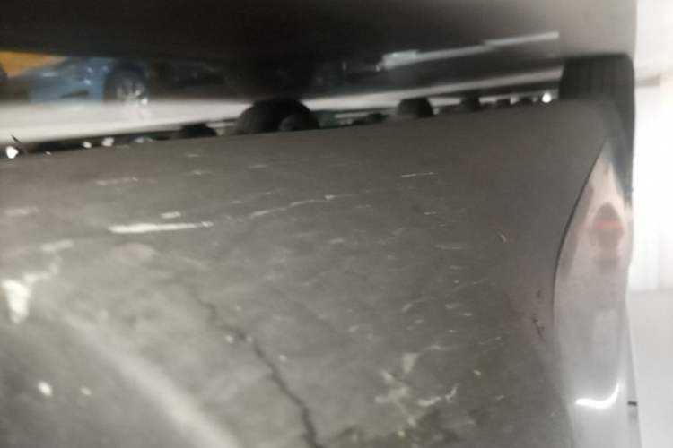 Used Tesla Model Y 2022 Rear-Wheel-Drive Version Right Side Sill