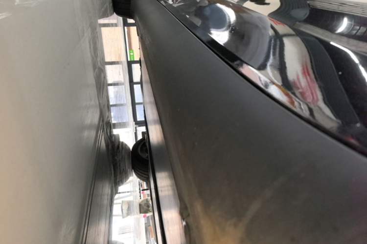 Used Tesla Model Y 2022 Revised Version Rear-Wheel Drive Right Side Sill