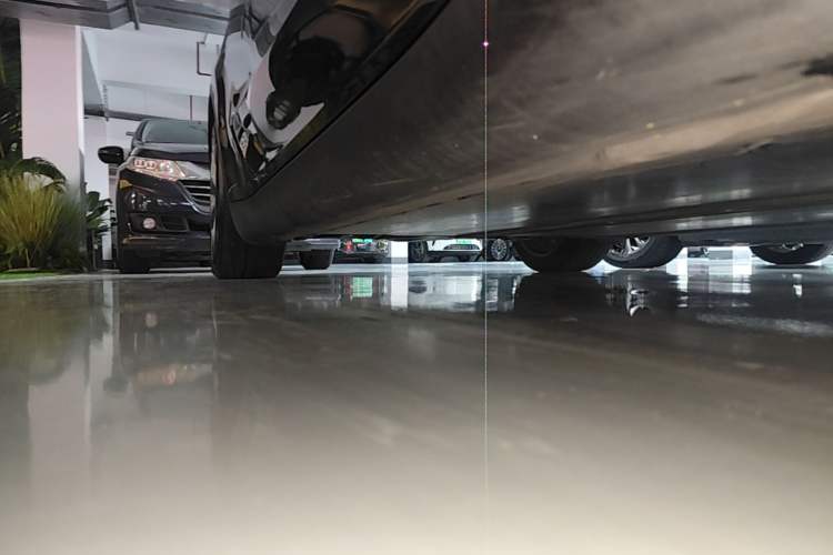 Used Tesla Model Y 2022 Rear-Wheel-Drive Version Right Side Sill