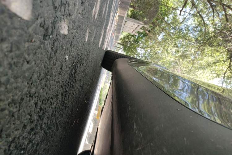 Used Tesla Model Y 2022 Rear-Wheel-Drive Version Right Side Sill