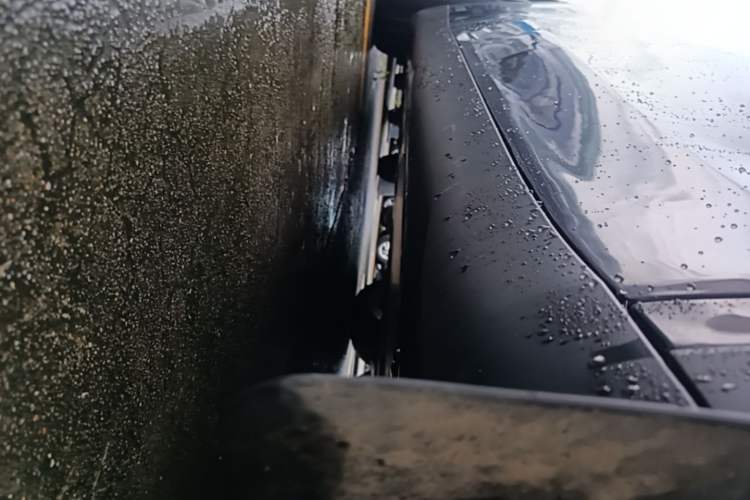 Used Tesla Model Y 2022 Revised Version Rear-Wheel Drive Right Side Sill