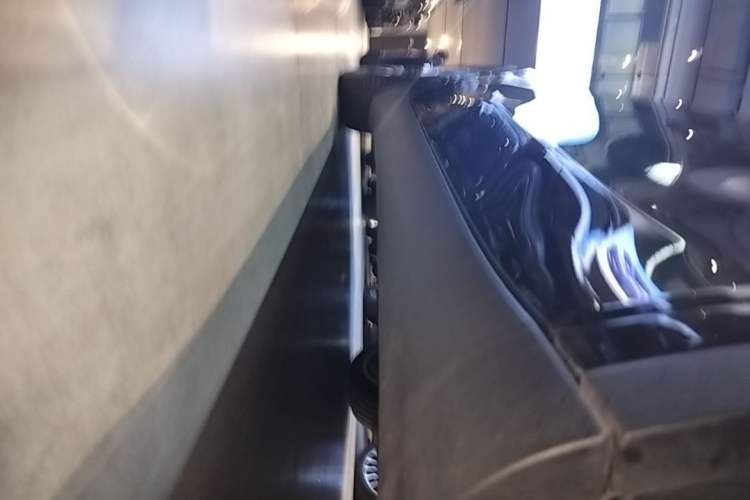 Used Tesla Model Y 2022 Revised Version Rear-Wheel Drive Right Side Sill