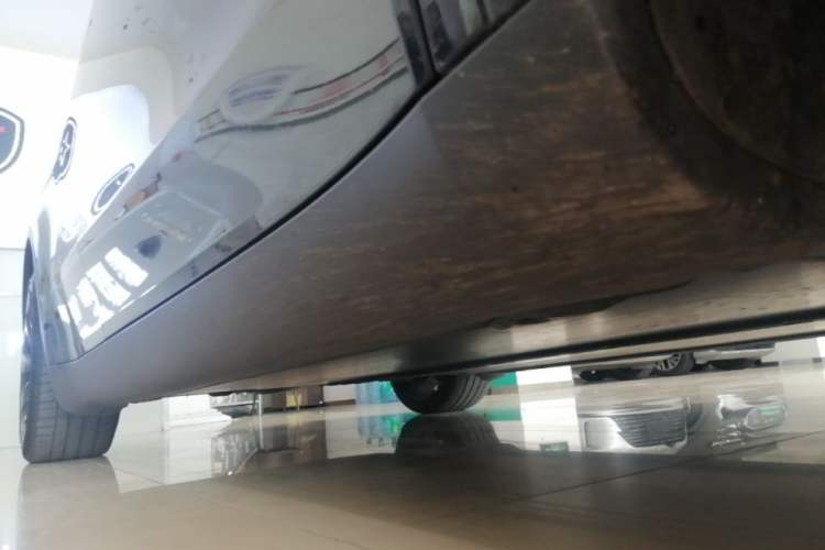 Used Tesla Model Y 2022 Rear-Wheel-Drive Version Right Side Sill