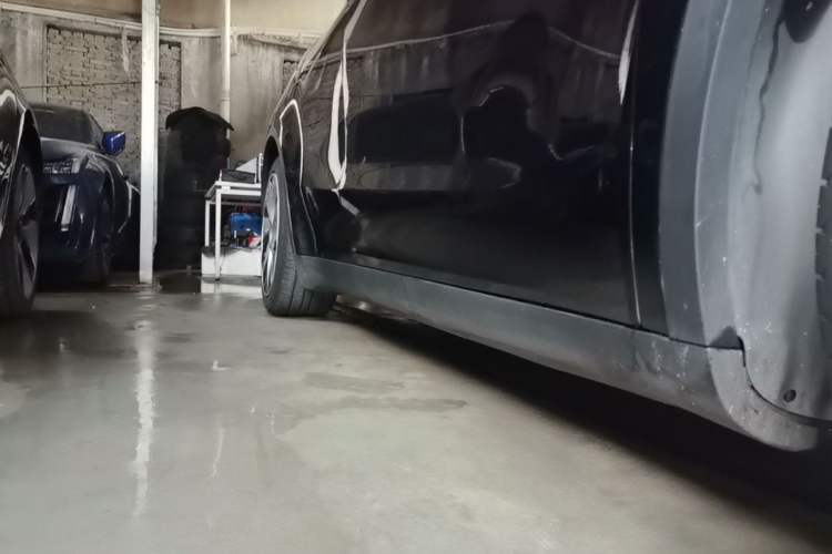 Used Tesla Model Y 2022 Rear-Wheel-Drive Version Right Side Sill