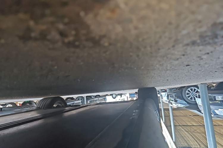 Used Tesla Model Y 2022 Revised Version Rear-Wheel Drive Right Side Sill