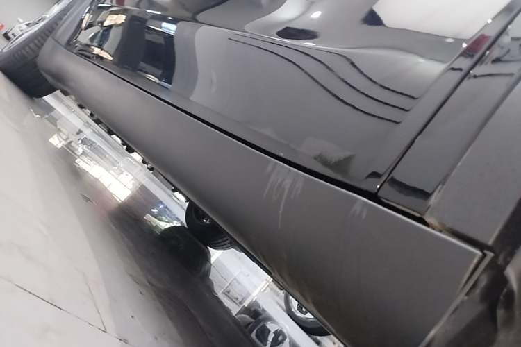 Used Tesla Model Y 2022 Revised Version Rear-Wheel Drive Right Side Sill