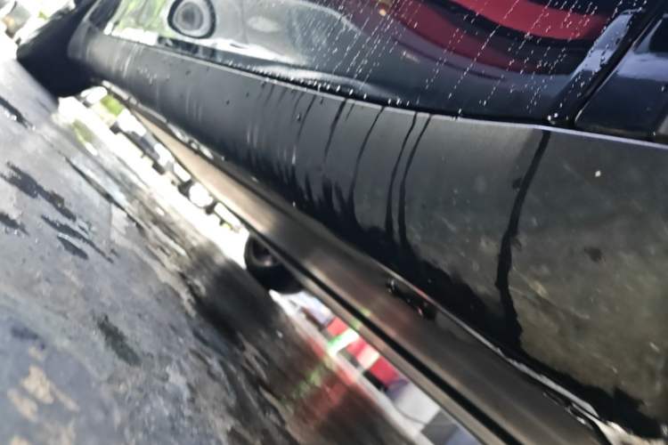 Used Tesla Model Y 2022 Rear-Wheel-Drive Version Right Side Sill