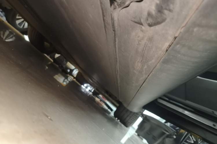 Used Tesla Model Y 2022 Revised Version Rear-Wheel Drive Right Side Sill