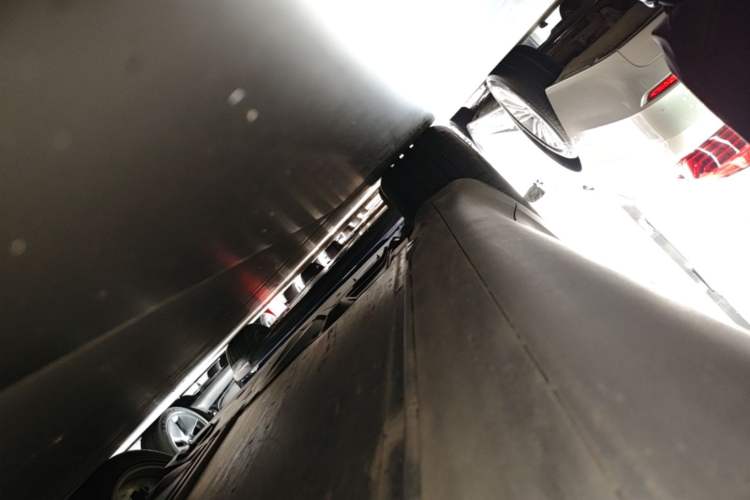 Used Tesla Model Y 2022 Revised Version Rear-Wheel Drive Right Side Sill