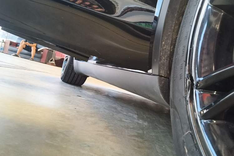 Used Tesla Model Y 2022 Revised Version Rear-Wheel Drive Right Side Sill