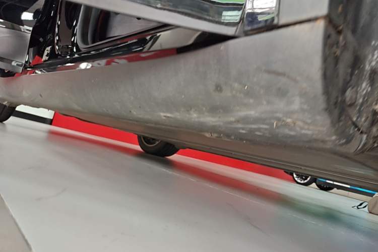 Used Tesla Model Y 2022 Revised Version Rear-Wheel Drive Right Side Sill