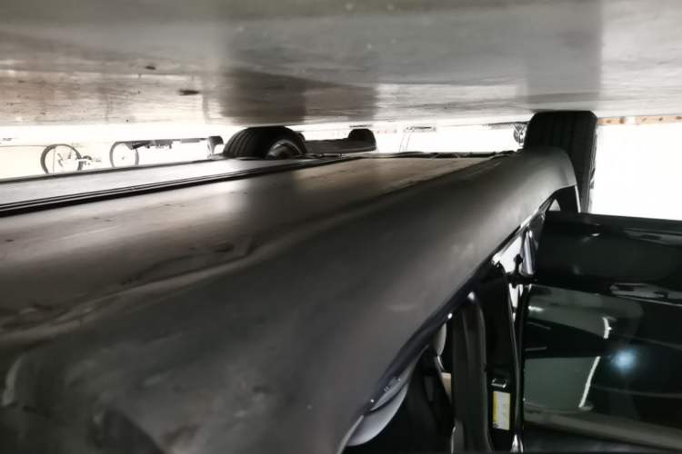 Used Tesla Model Y 2022 Revised Version Rear-Wheel Drive Right Side Sill