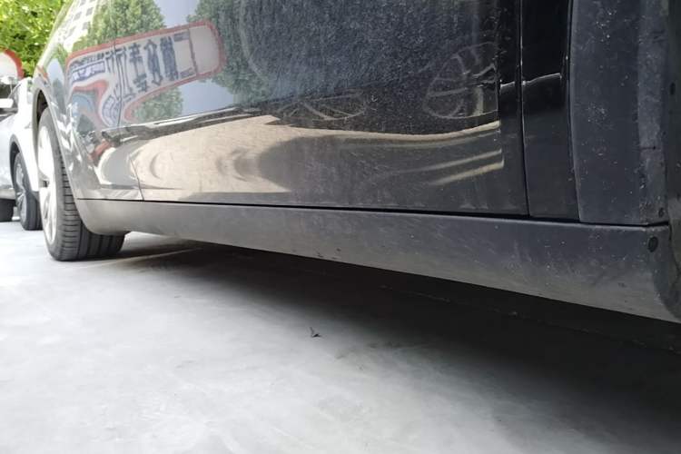Used Tesla Model Y 2022 Revised Version Rear-Wheel Drive Right Side Sill