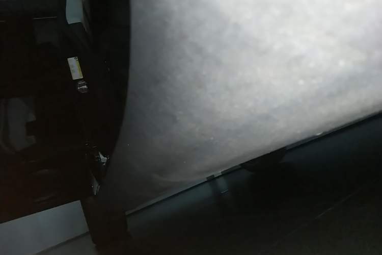 Used Tesla Model Y 2022 Rear-Wheel-Drive Version Right Side Sill