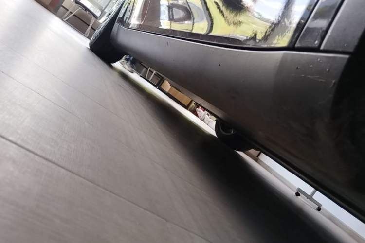 Used Tesla Model Y 2022 Revised Version Rear-Wheel Drive Right Side Sill
