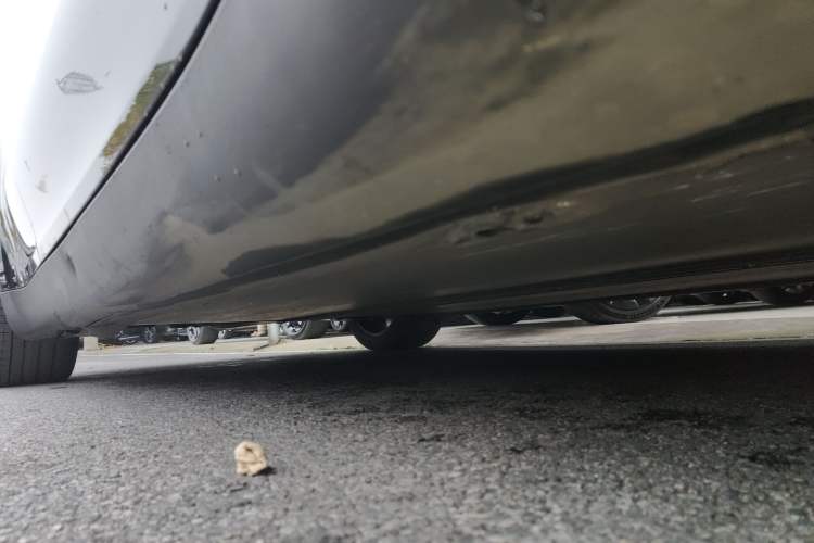 Used Tesla Model Y 2022 Revised Version Rear-Wheel Drive Right Side Sill